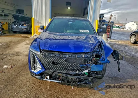 2024 Cadillac Lyriq Luxury z USA, uszkodzony, nr VIN 1GYKPPRL7RZ102103